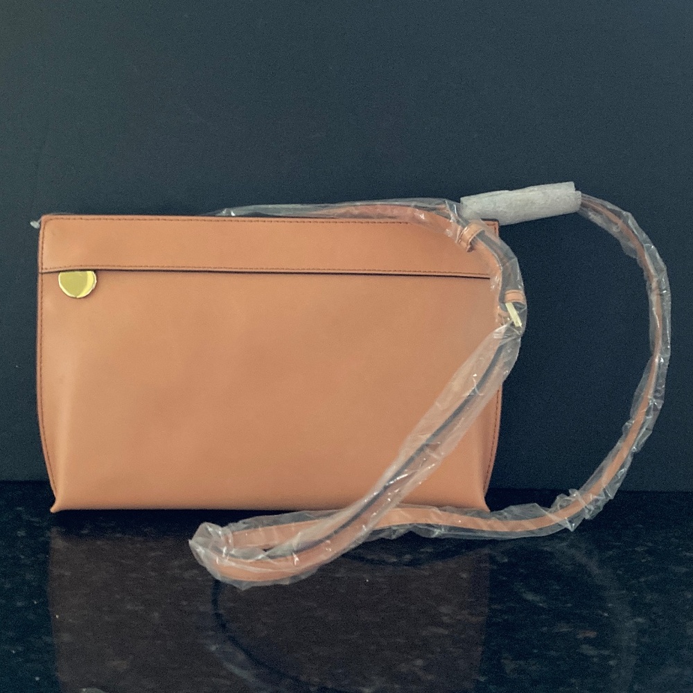 G.I.L.I. Leather Zip Convertible Pouch/Terra Smooth/Gold Tone/NEW/NEVER USED!